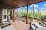 Private Hot Tub with Gorgeous Mountain Views